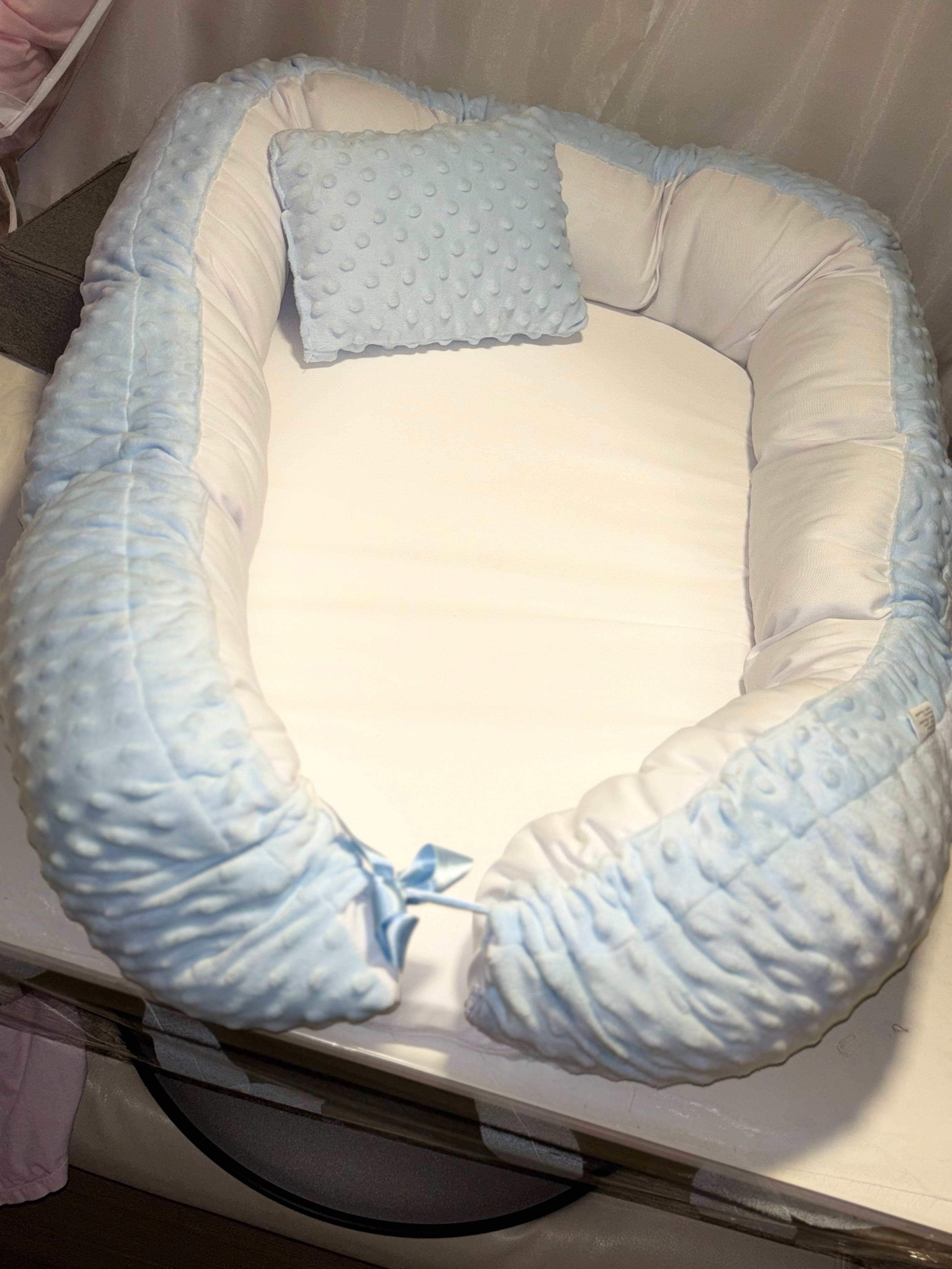 Couffin Reducteur de lit Minky